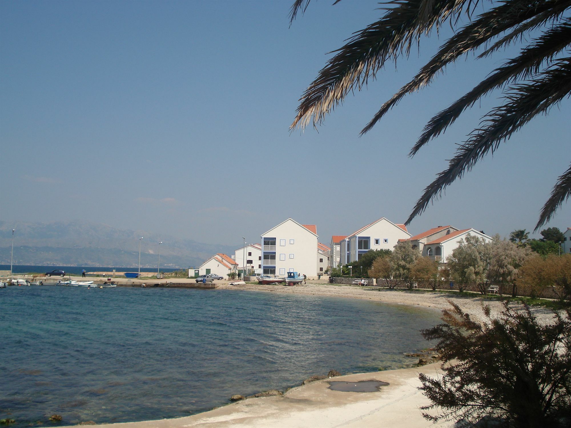 Aparthotel Marina Gromela Mirca  Exterior photo